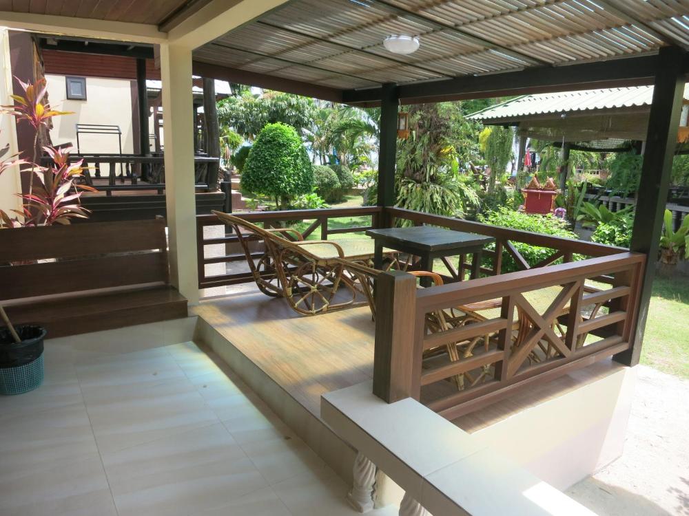 Dewshore Resort