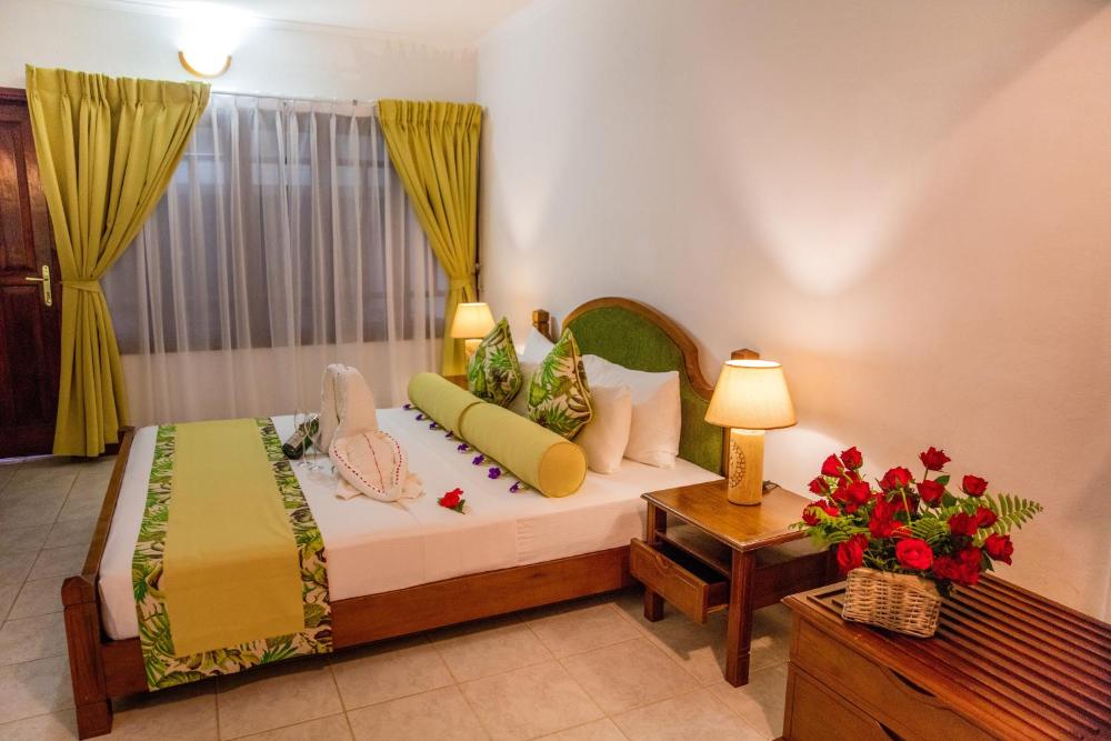 Room image 4