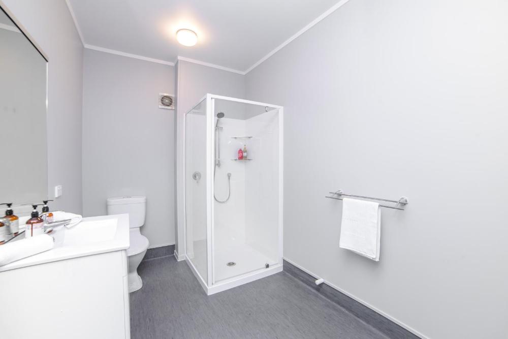 Cozy One Bedroom Apartment Near Auckland Airport Prices