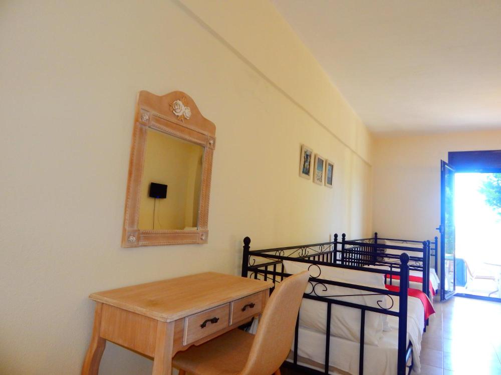 kripis studio paliouri