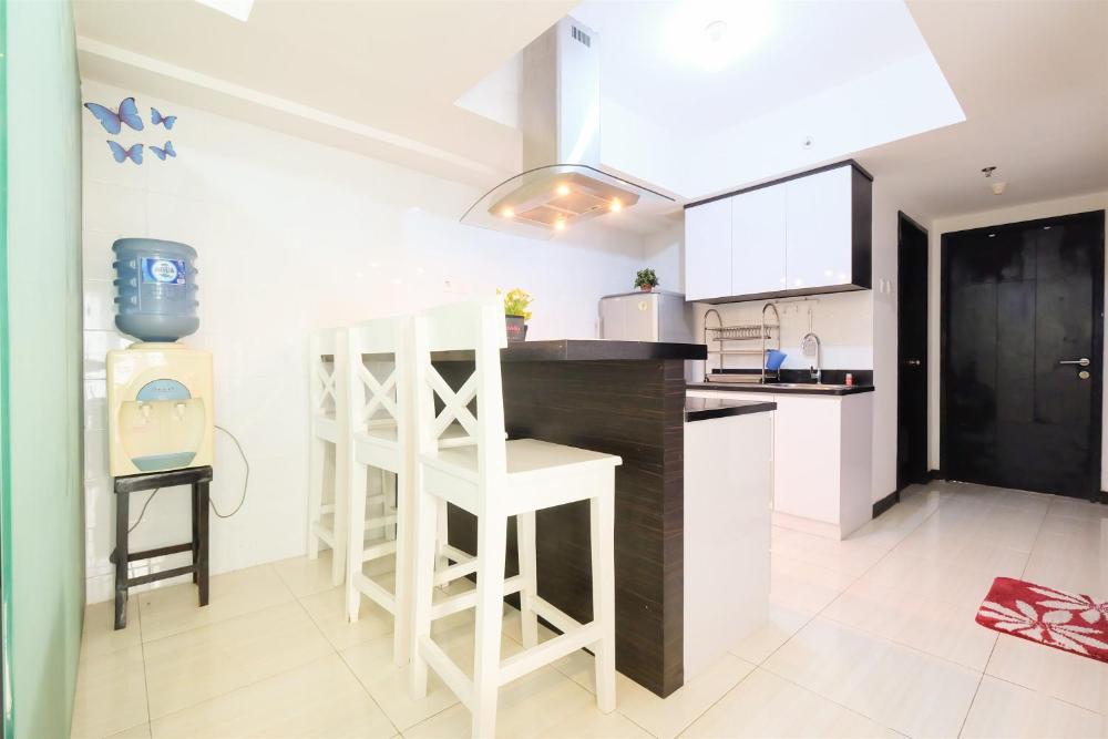 2br The Wave Apartment Near Epicentrum Kuningan By Travelio - 