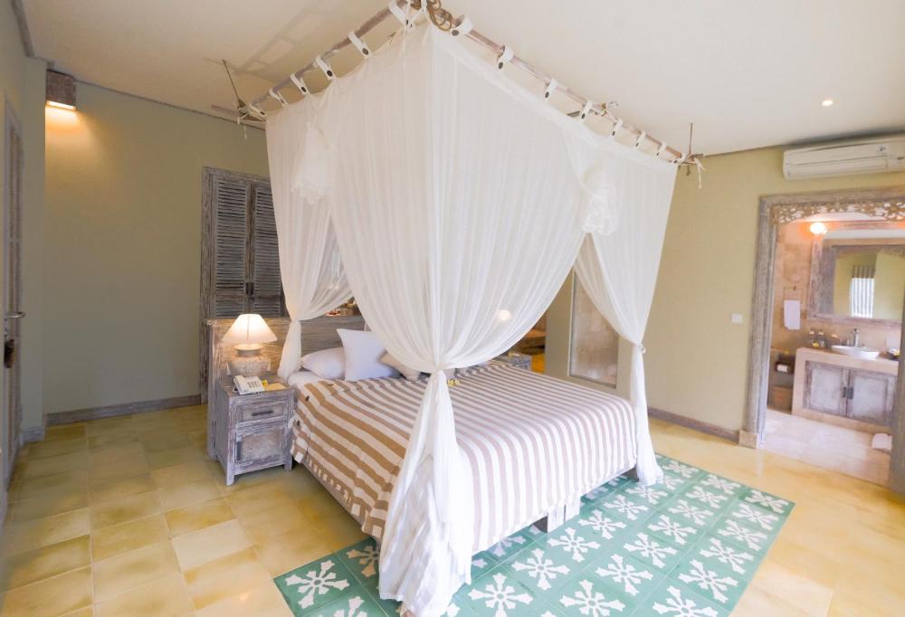 Room Image 4