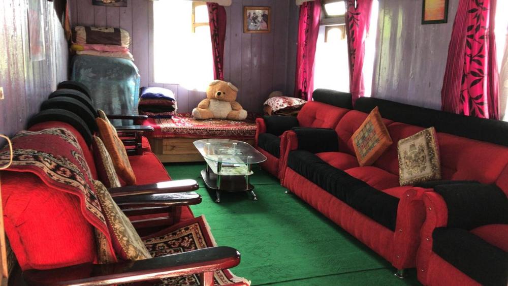 Lippohochha Homestay