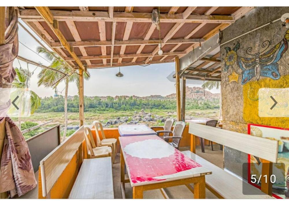 ARCHANA GUEST HOUSE RIVER VIEW 