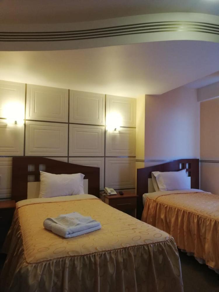 Room image 2