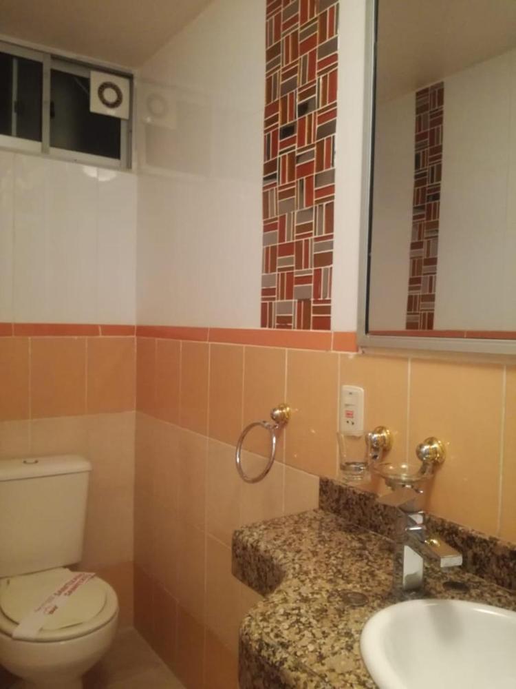 Room image 4
