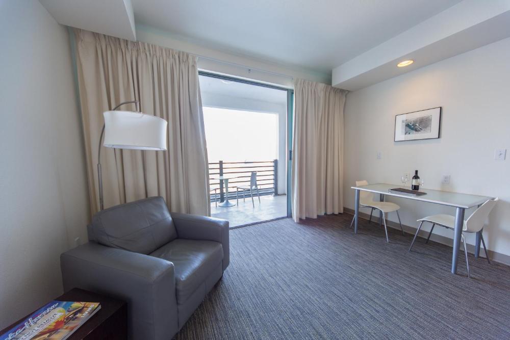 Room image 3
