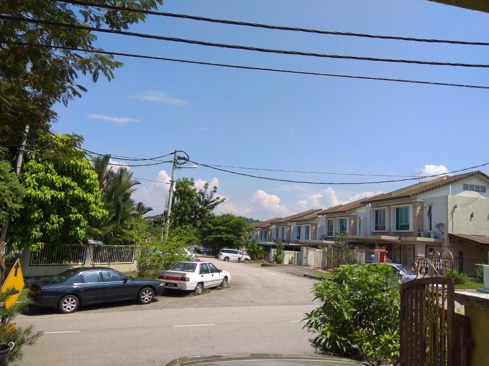 Homestay Lestari Putra Maep Seri Kembangan Prices Photos Reviews Address Malaysia