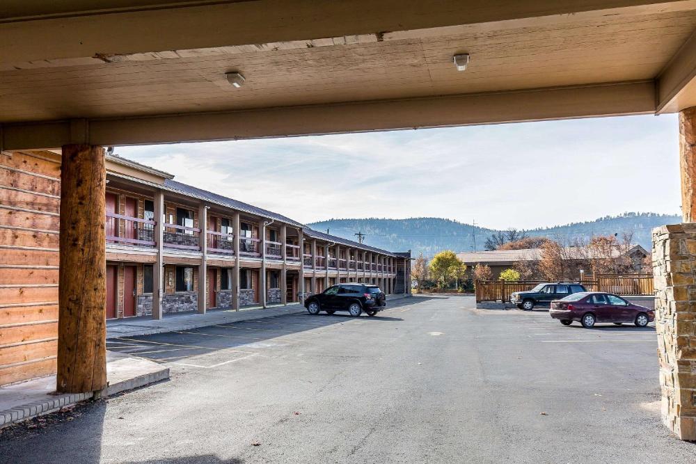 Foto - Econo Lodge Inn & Suites Kalispell