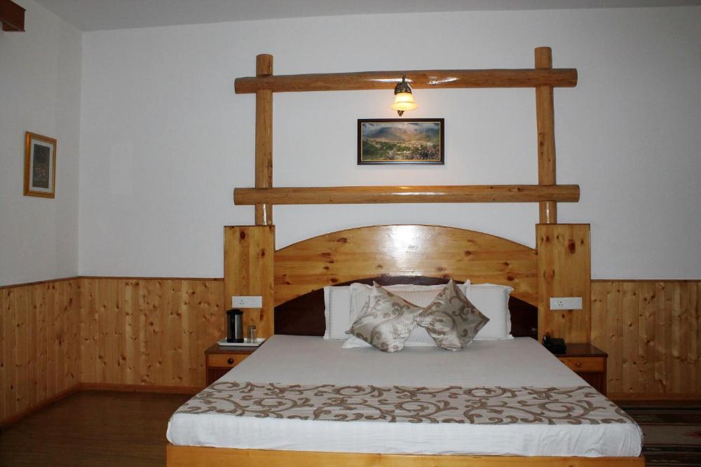 Mountain Trail Manali Hotel