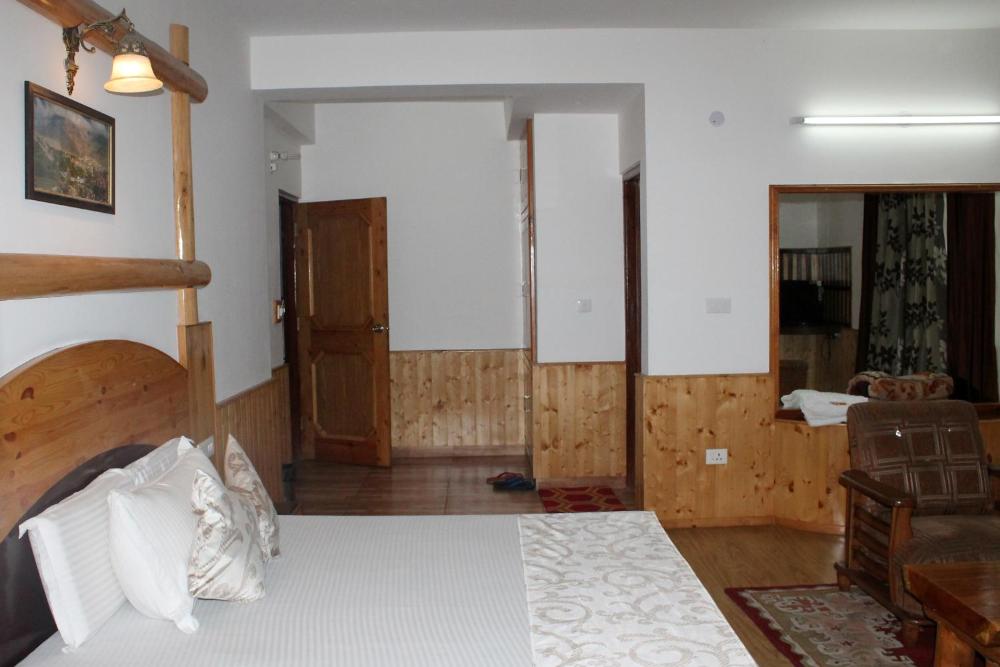 Mountain Trail Manali Hotel