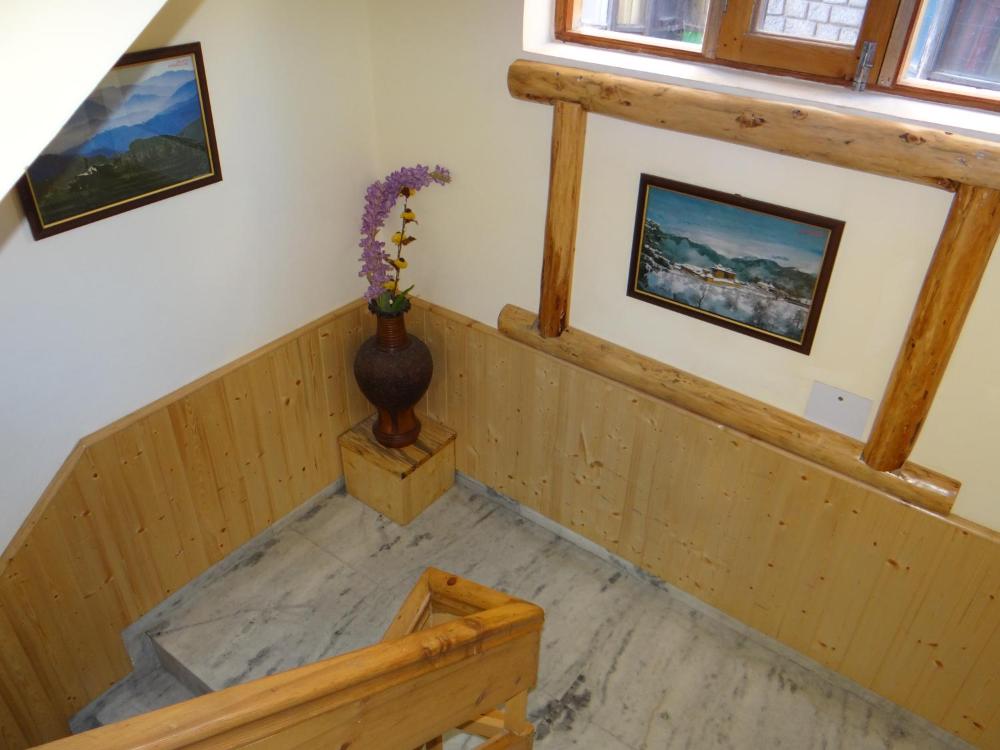 Mountain Trail Manali Hotel