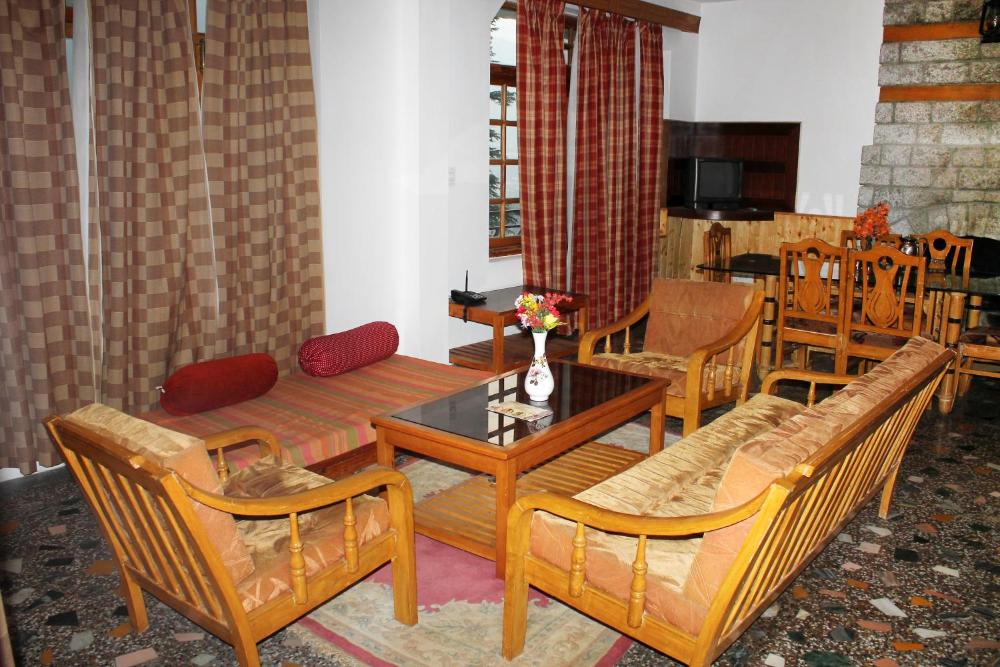 Mountain Trail Manali Hotel