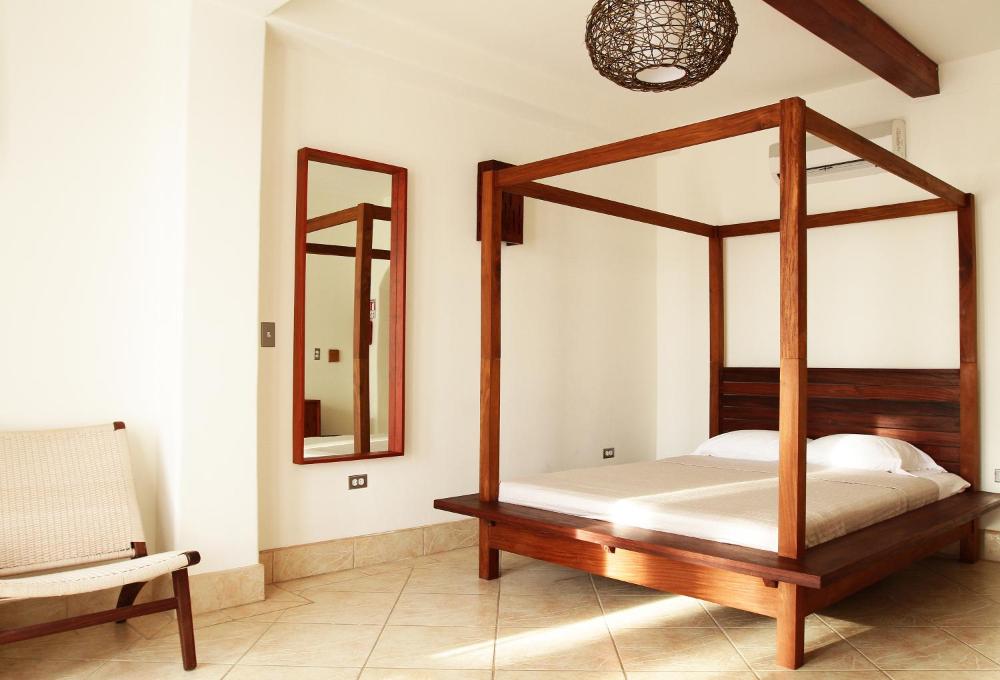 hotel alcazar