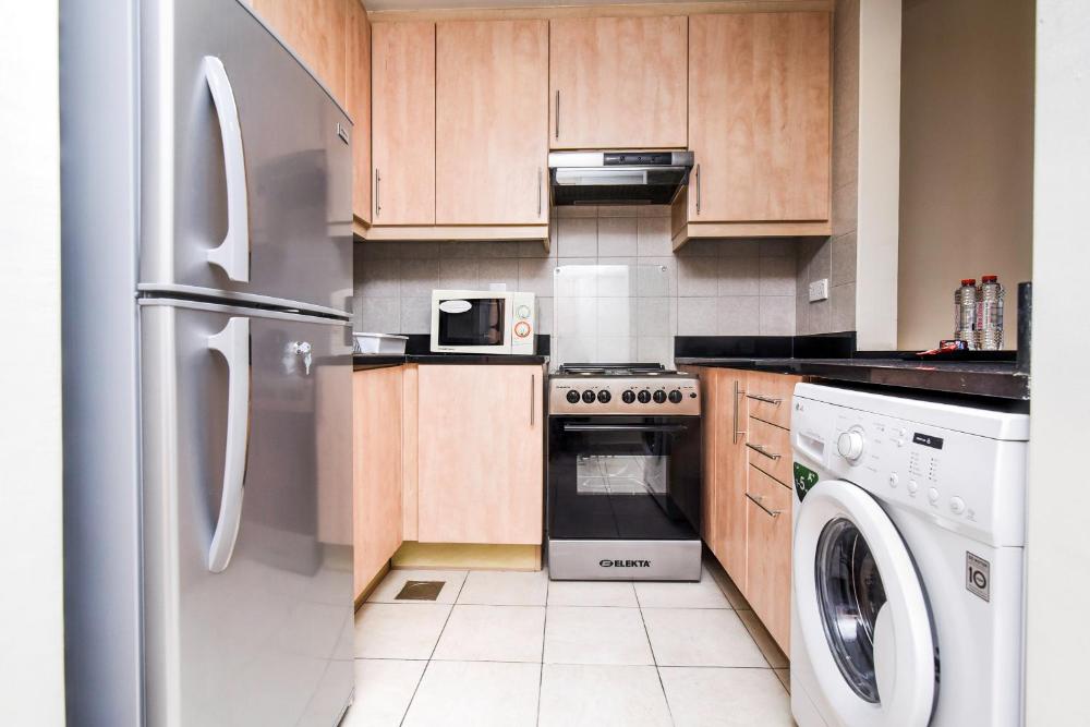 Parkside Suites - Discovery Gardens