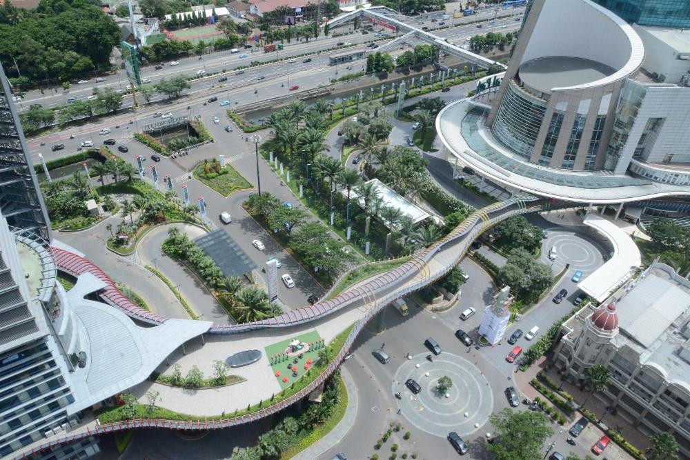 2br Royal Mediterania Garden Residence Near Central Park - 