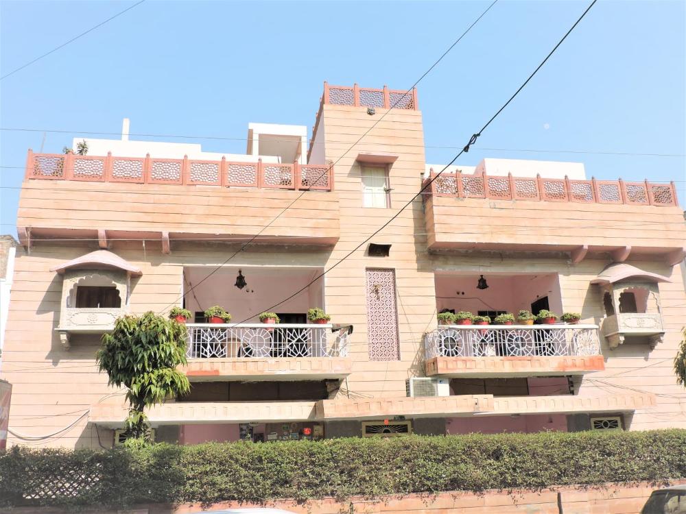 Hotel Karni Niwas
