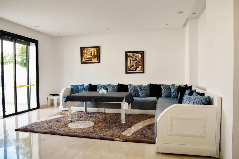 Superbe Villa Avec Piscine Plages Des Nations Prices Photos