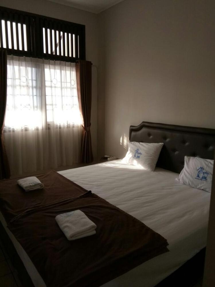 Colomadu Guest House Prices Photos Reviews Address Indonesia