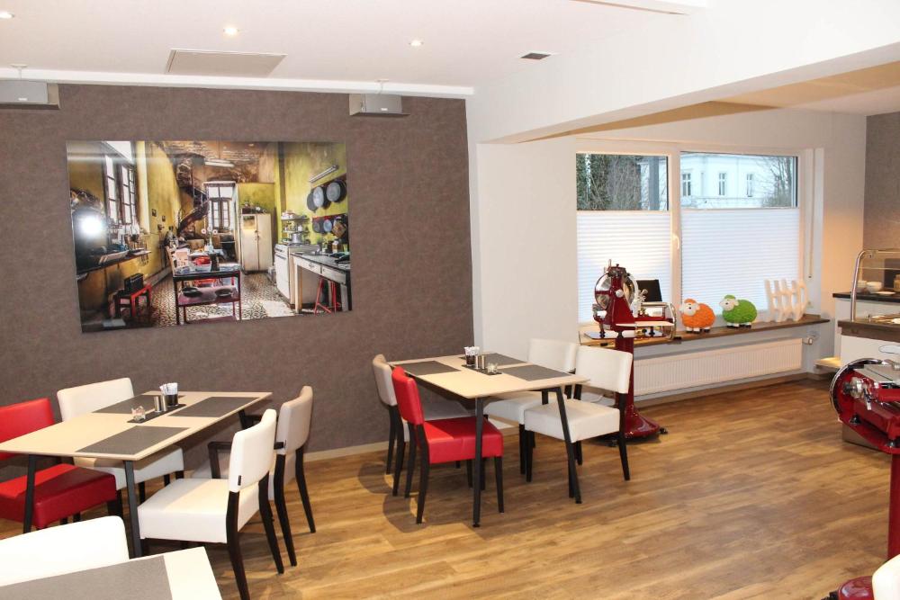 Hotel Benecke Dusseldorfer Hof Prices Photos Reviews Address