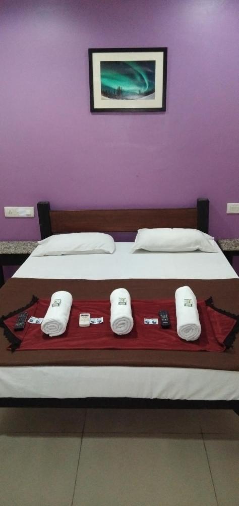 Room image 4