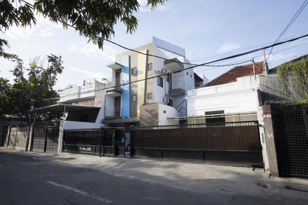 Reddoorz At Genteng Surabaya Prices Photos Reviews Address