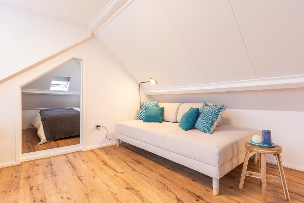 Private 5 Avant Garde Design Apartment In City Center