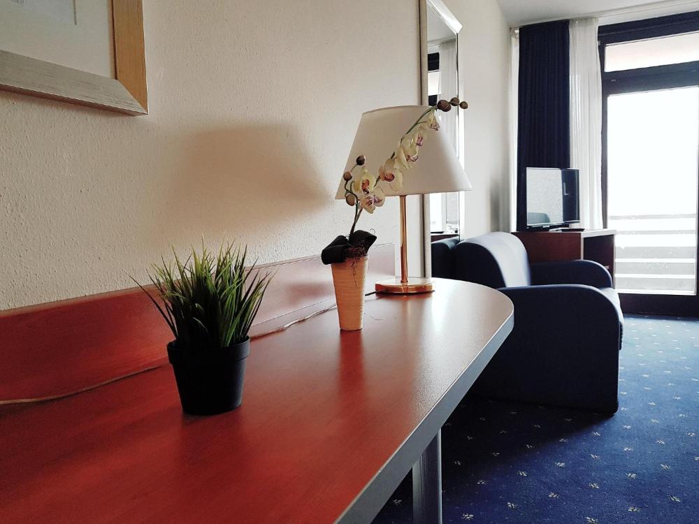 Haus Vier Jahreszeiten Am See Vier J Hs 219 S Prices Photos