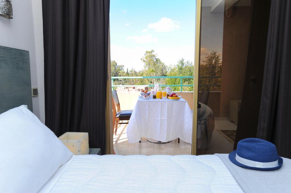 appart hotel amina resort and spa