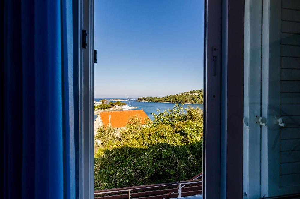 apartments lorena mljet