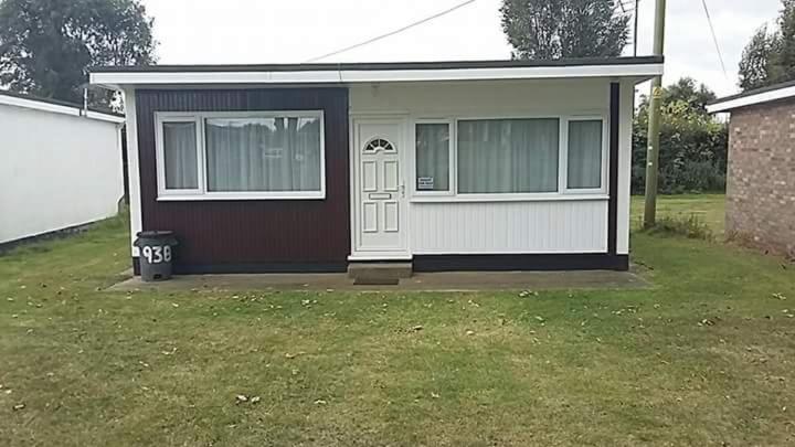 93b Seadell Chalet Park Prices Photos Reviews Address United Kingdom
