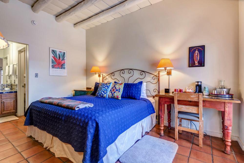 Room image 4