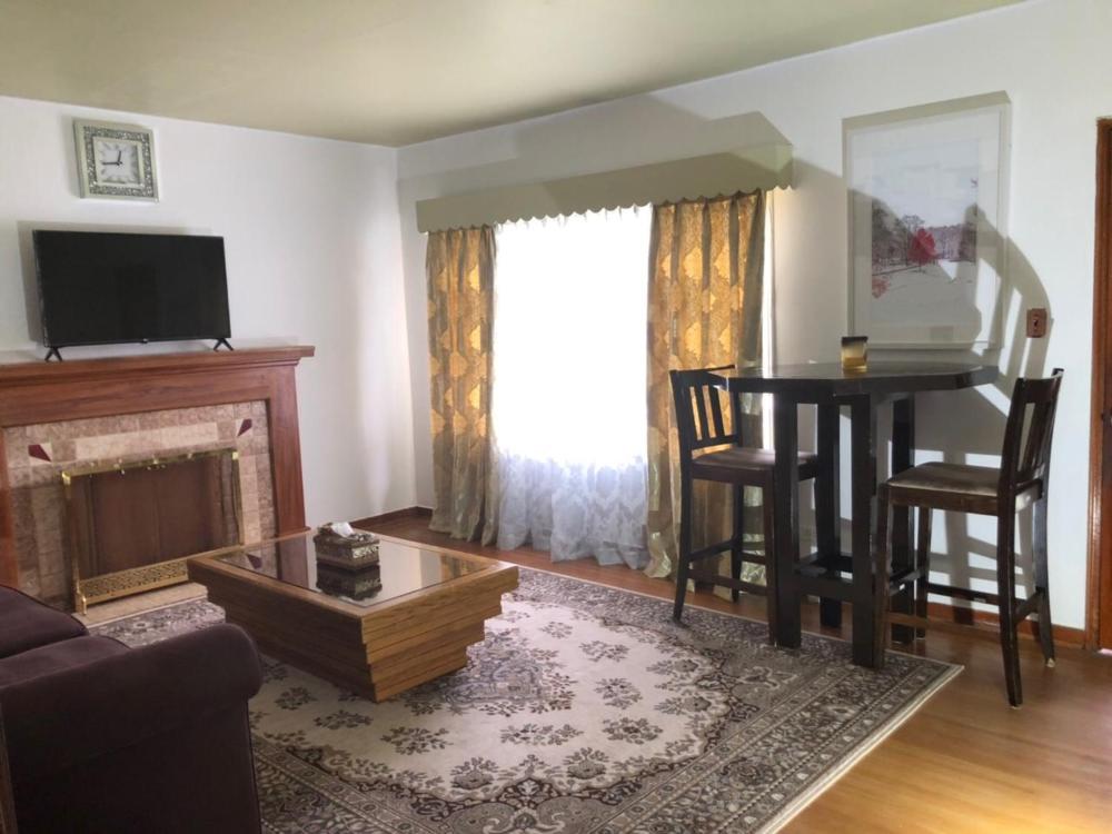 Juliana S Homestay Prices Photos Reviews Address Canada