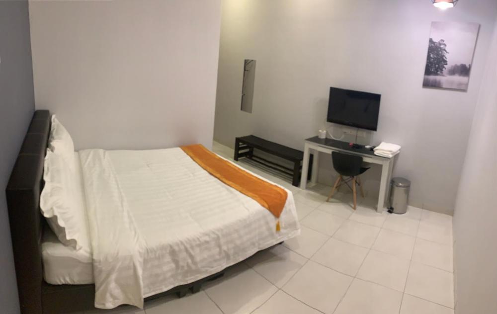 White House Homestay Ipoh Contact Number