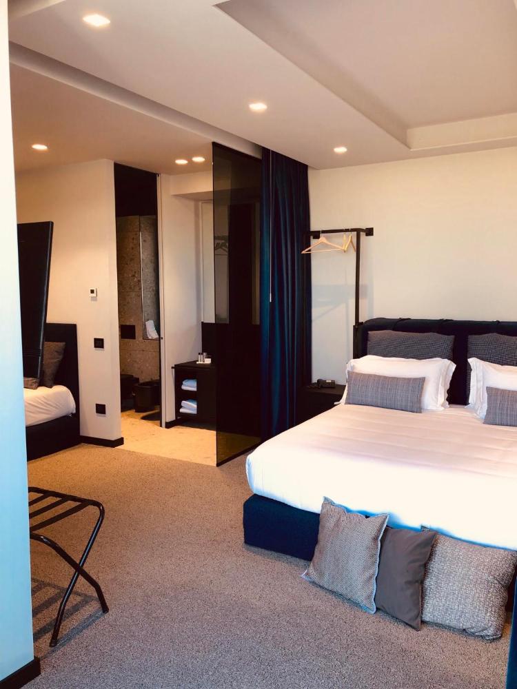 Room image 2