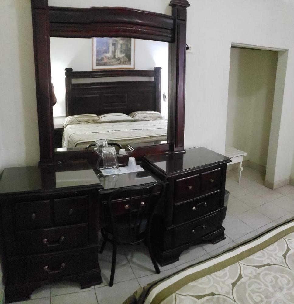 hotel baeza