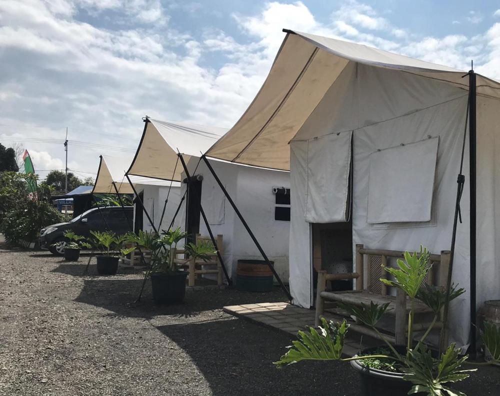 Maribaya Glamping Tent