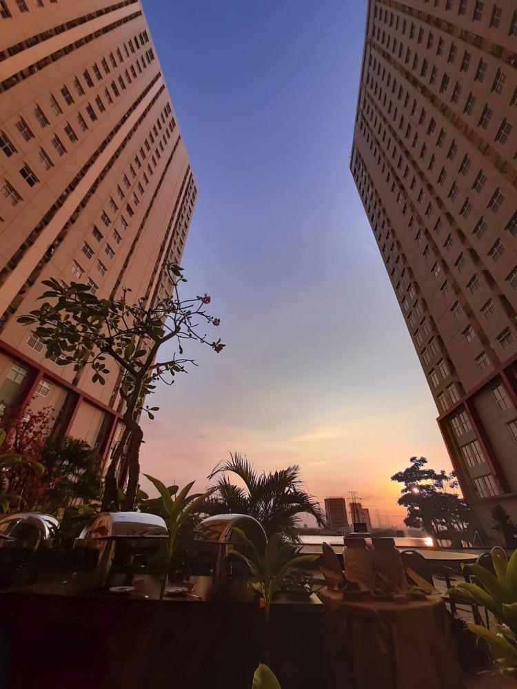 apartment gunawangsa merr by rava