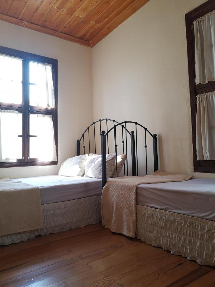 Ayvalik Sari Gelin Pansiyon Ayvalik Turki Booking Com