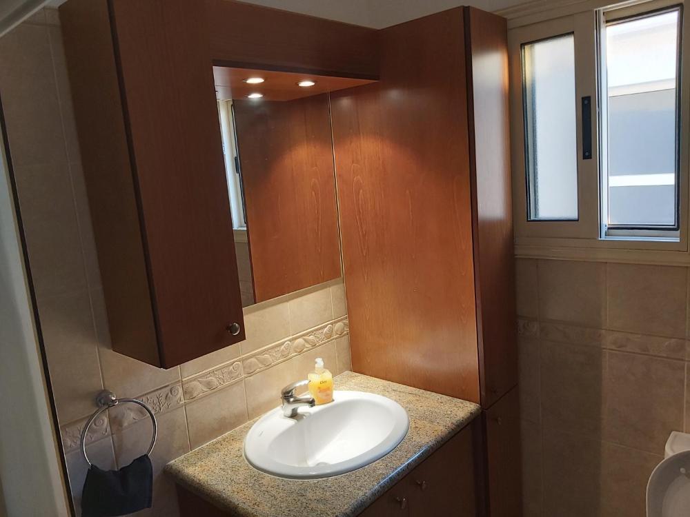 Beautiful Master Bedroom With Private Bathroom Preise Fotos