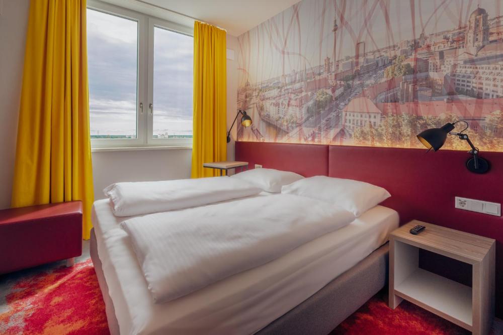 7 Days Premium Hotel Berlin Schonefeld Prices Photos Reviews