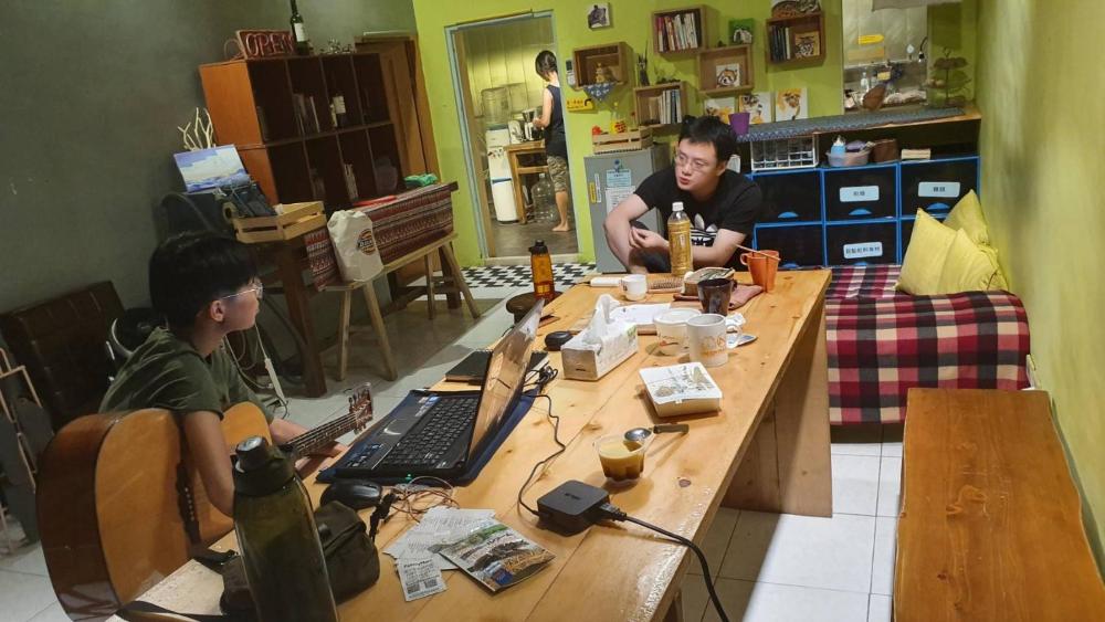 Lia Backpacker Youth Hostel Taiwan Hualien Prices Photos - 