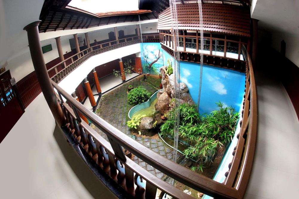 Devasura Inn