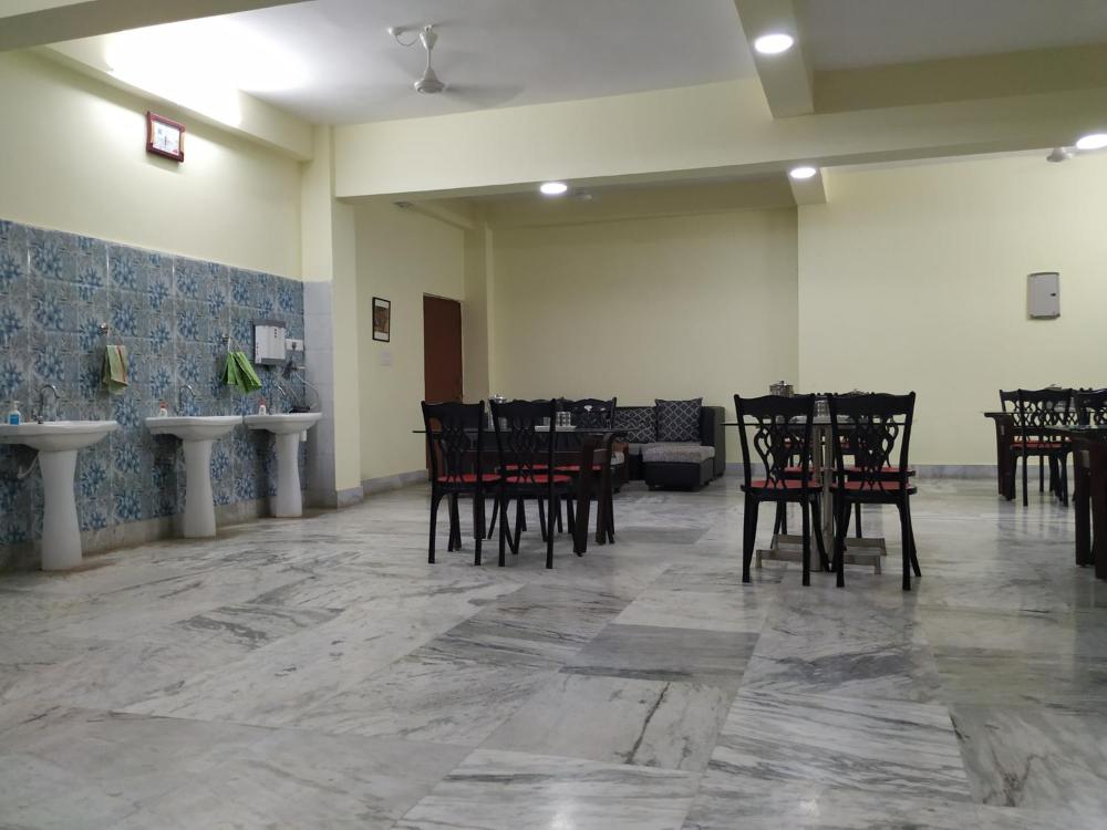 Bhalobasa Anandabas.