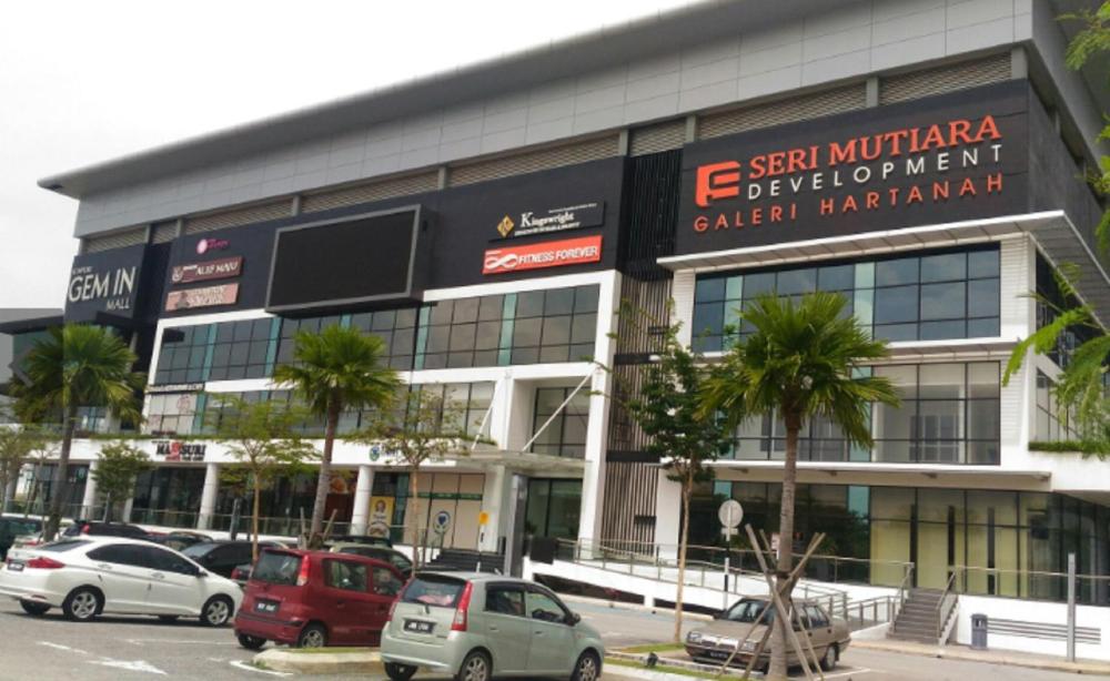 Cosy corner Studio Mutiara Ville with unifi box & internet Prices 