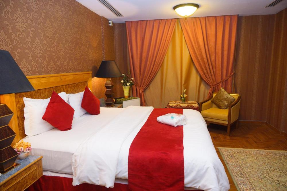 Room Image 3