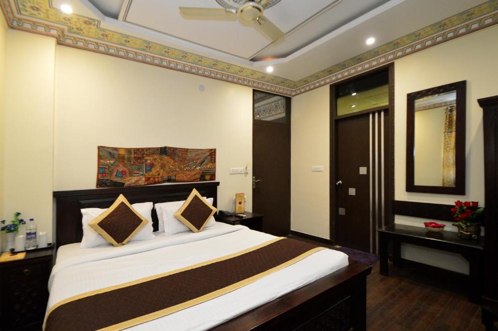 Surya Garh Hotel
