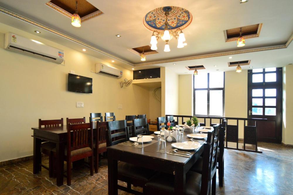 Surya Garh Hotel