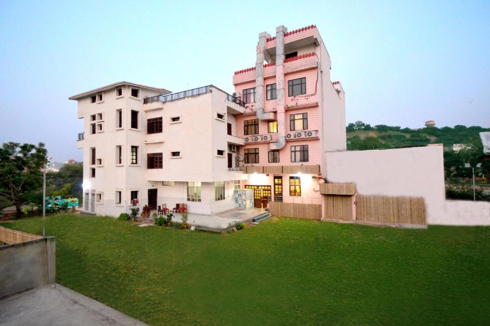 Surya Garh Hotel