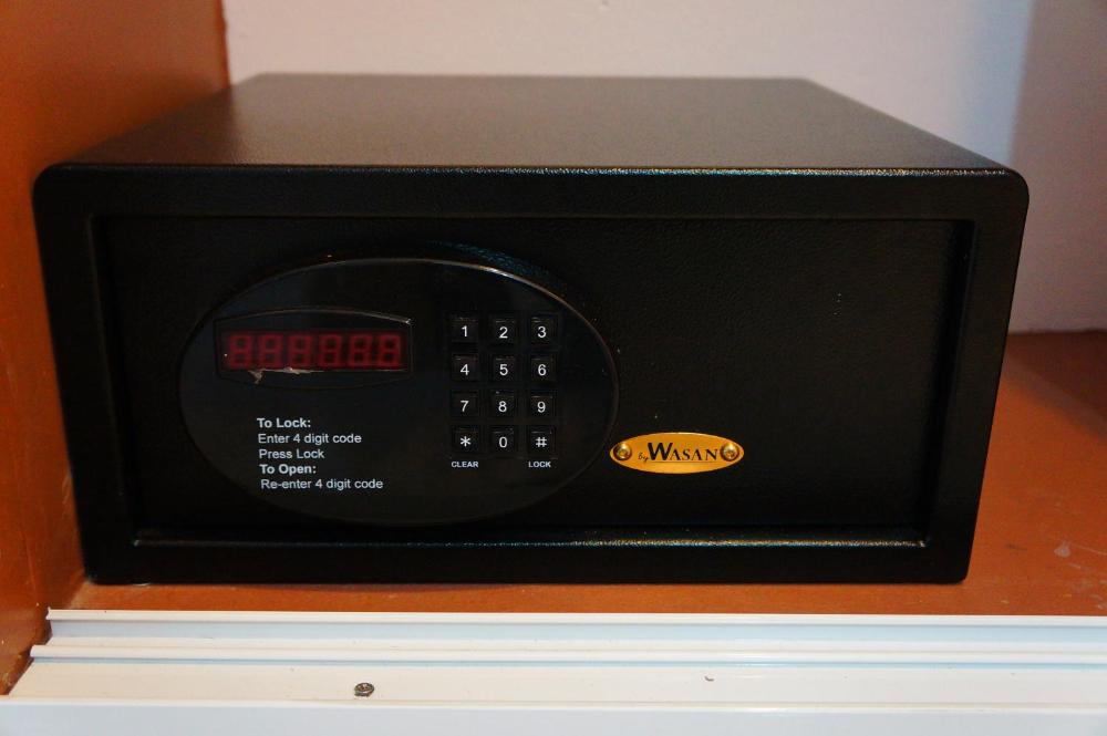 Room image 4